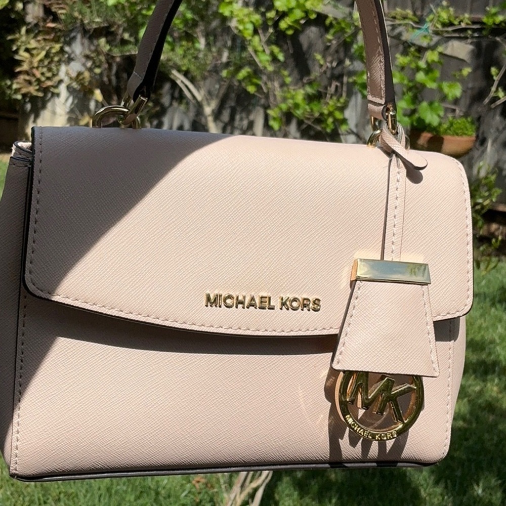 Michael Kors Light Pink Nude Satchel Crossbody Hand Bag